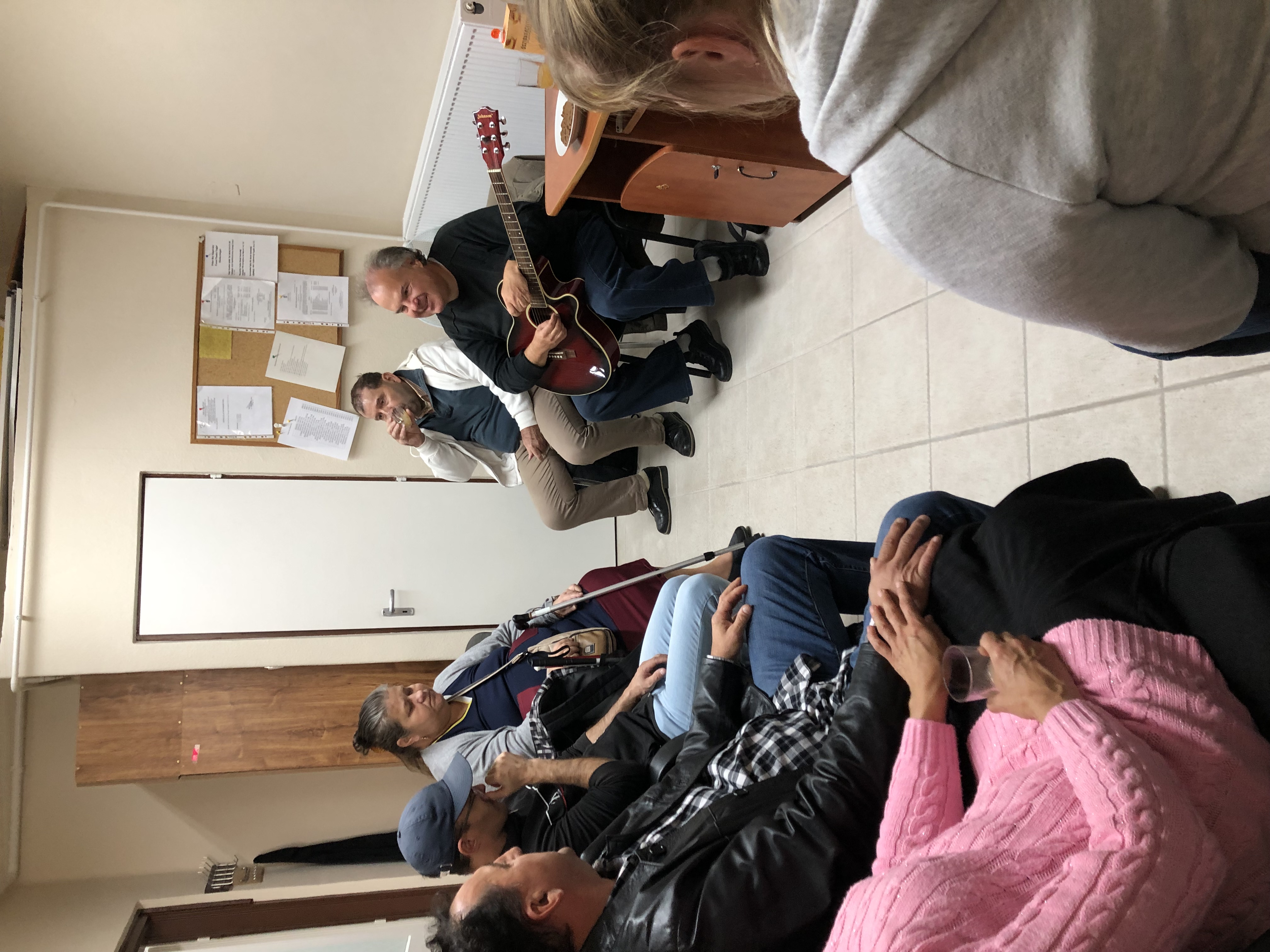 Zenés klubdélután